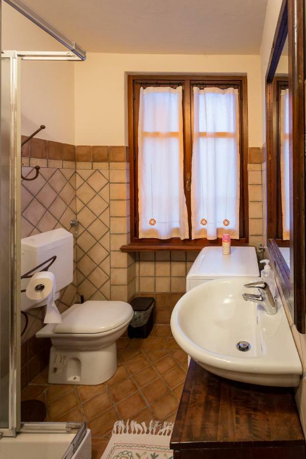 Relax Nel Noccioleto Guest House Novello Exterior photo