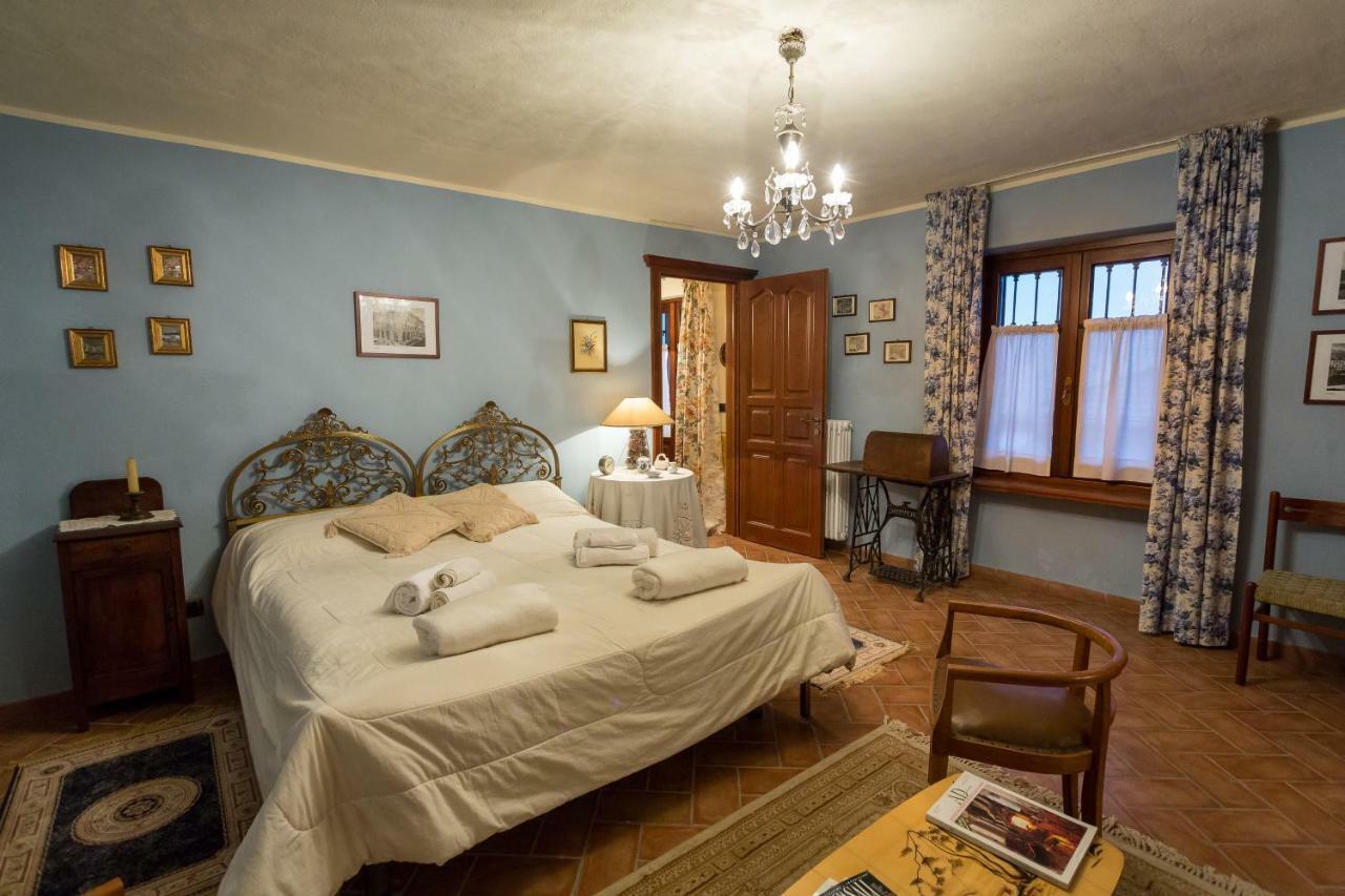 Relax Nel Noccioleto Guest House Novello Exterior photo